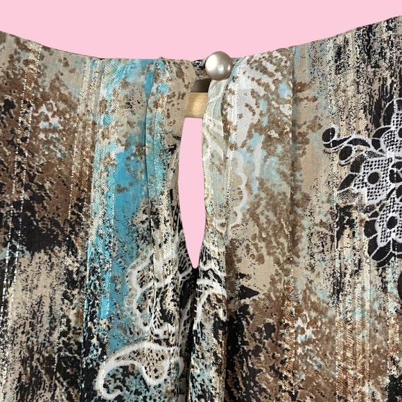 Sara Michelle Floral Paisley Pleated Metallic Accent Tie Sleeve Keyhole Blouse - Picture 3 of 7